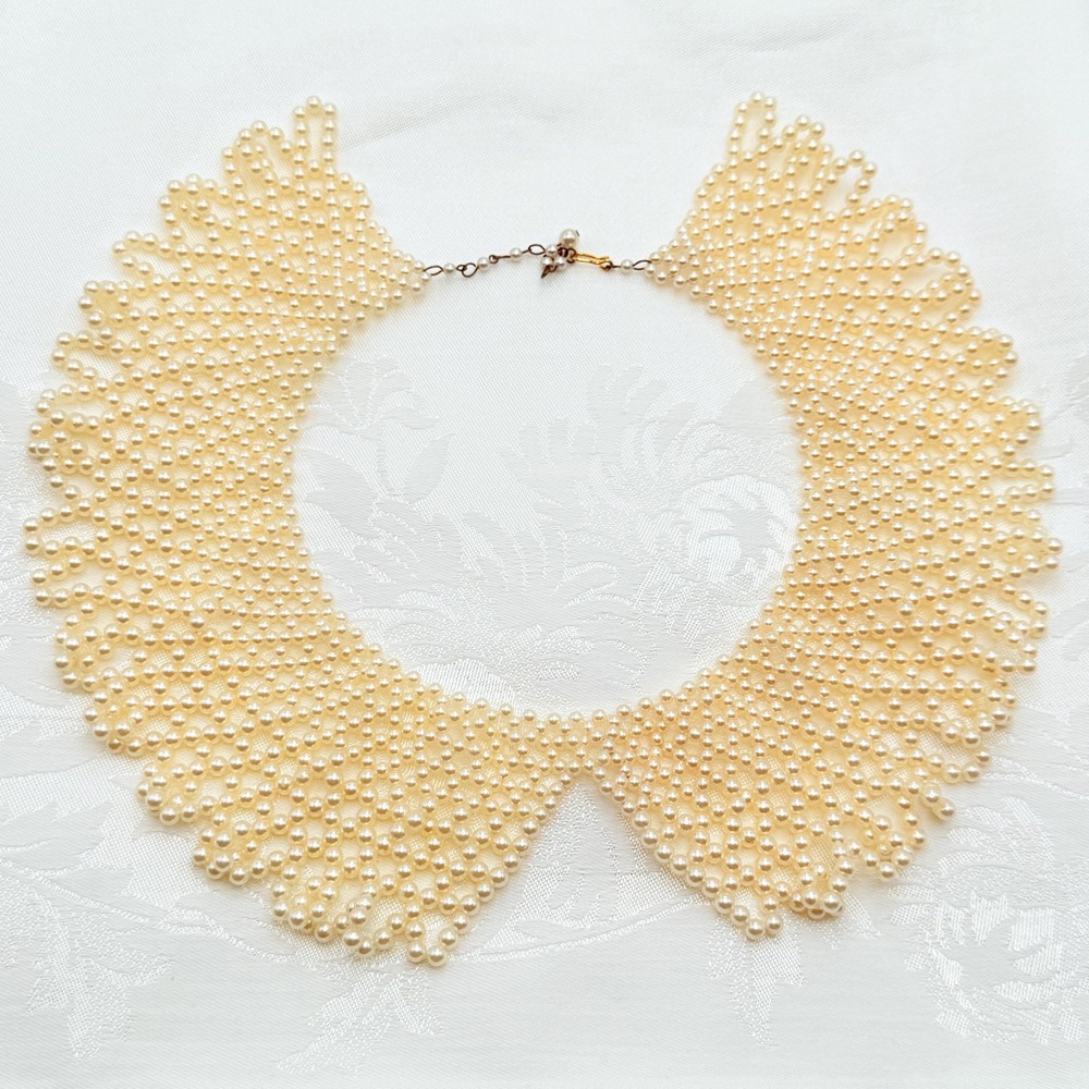 Vintage 50s Champagne Faux Pearl Pointed French Peter Pan Collar Necklace
